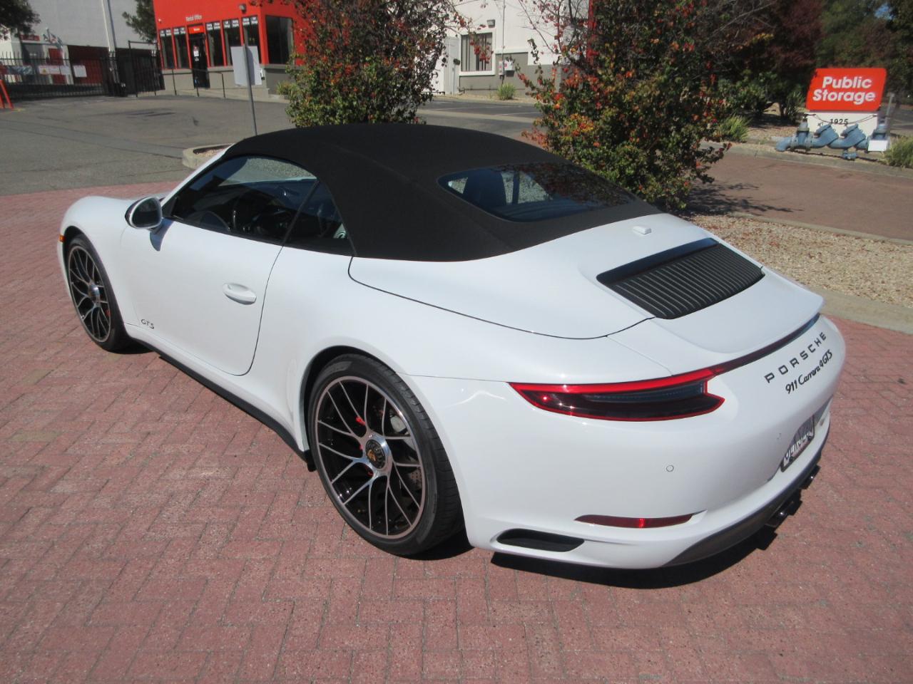 Porsche 911  2018