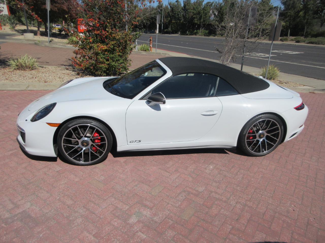 Porsche 911  2018