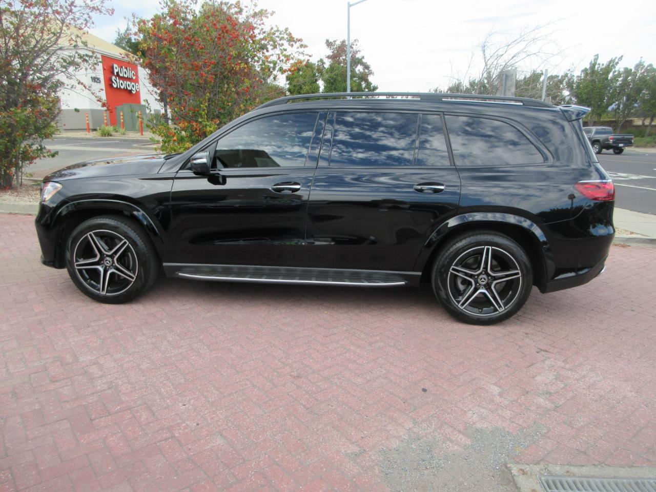 Mercedes-Benz GLS 450  2024