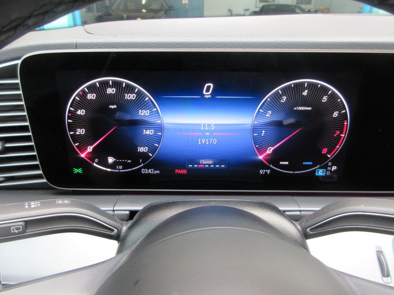 Mercedes-Benz GLS 450  2024