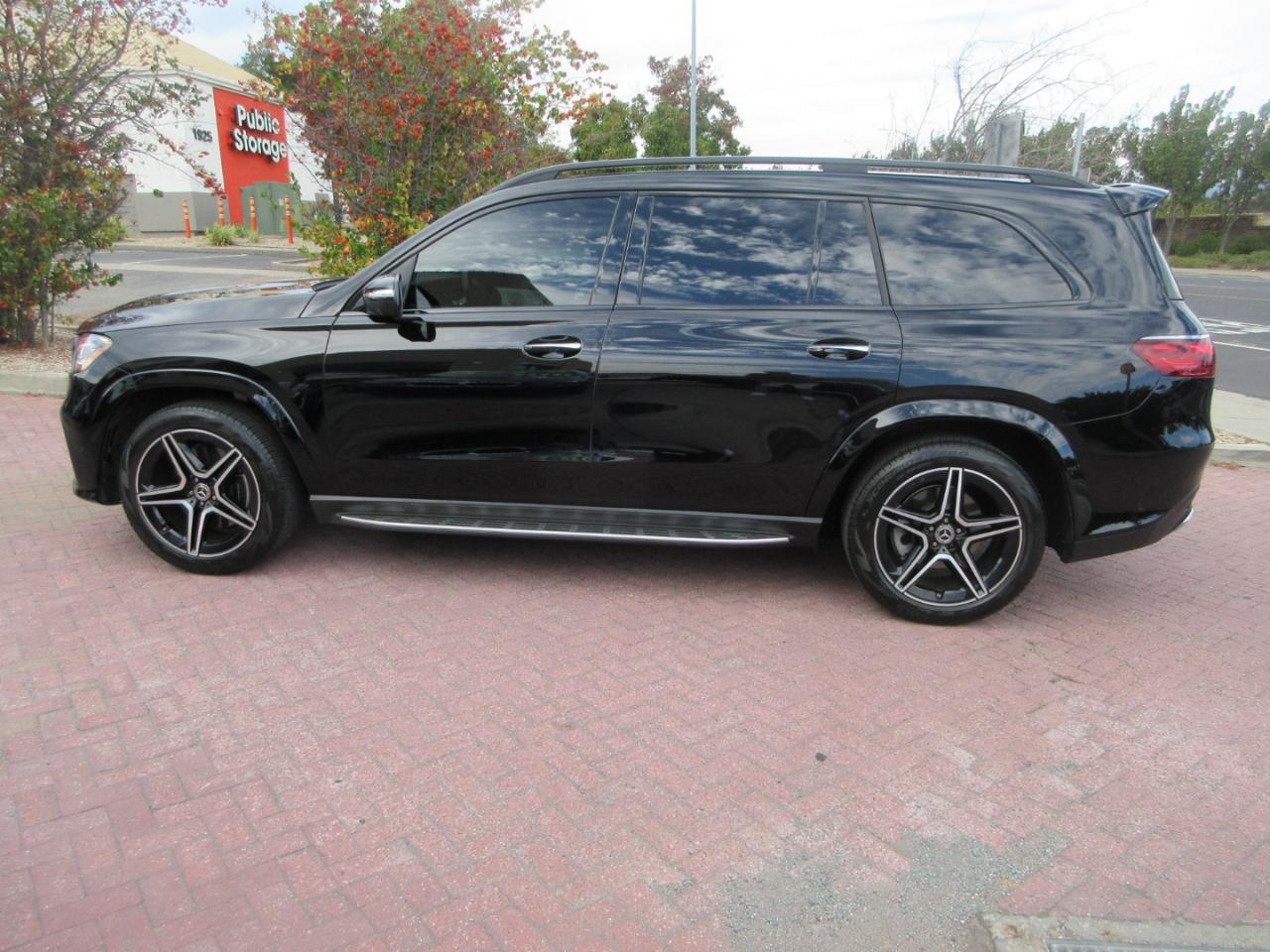Mercedes-Benz GLS 450  2024