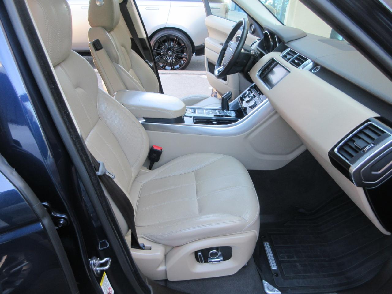 Land Rover Range Rover Sport 4WD 4dr V6 HSE 2016