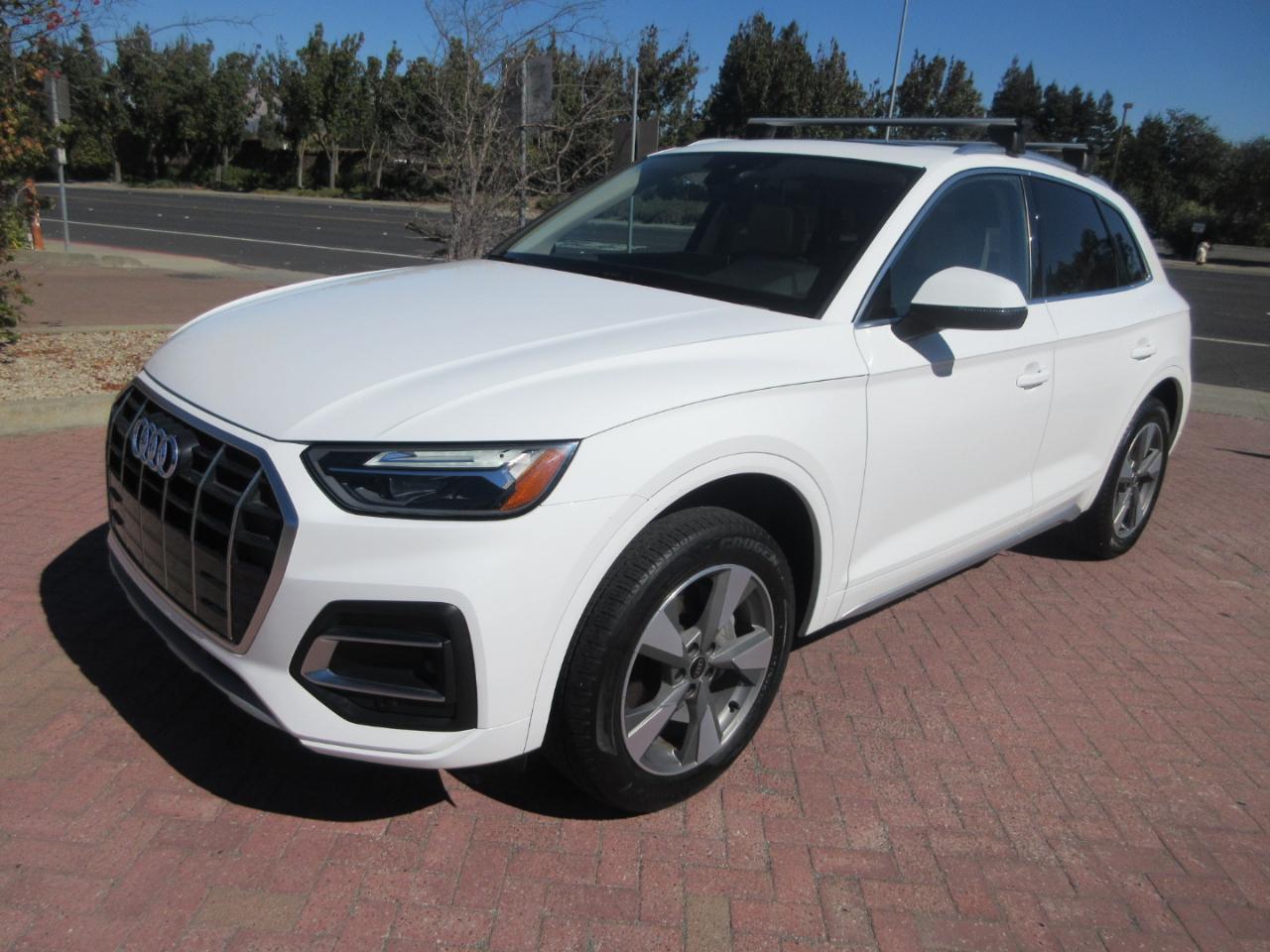 2023 Audi Q5 Premium 40 TFSI QUATTRO**HEAT SEATS**ADAPT CRUISE*