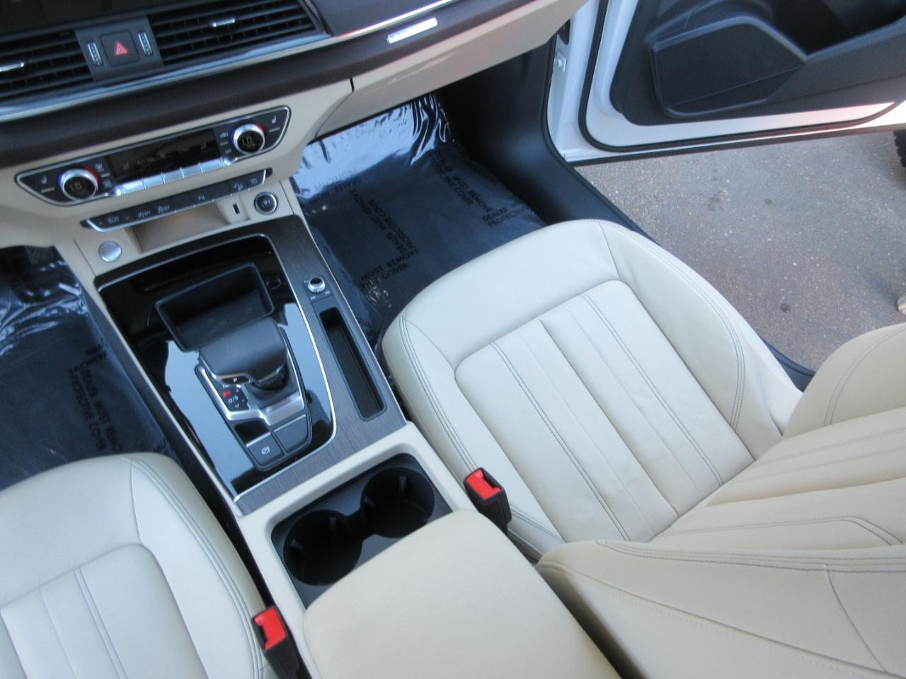 Audi Q5  2023