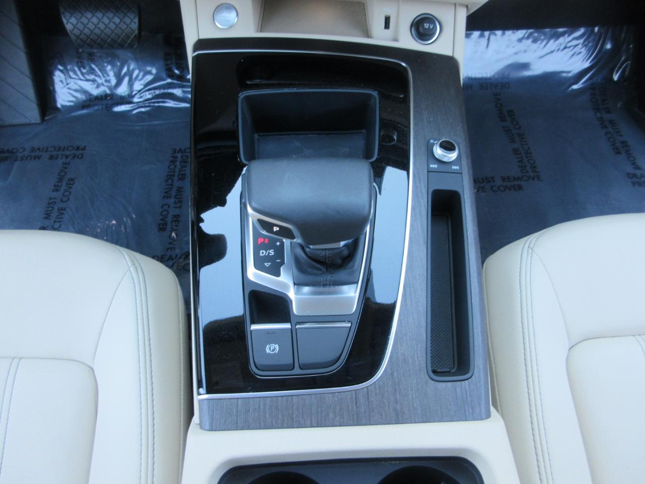 Audi Q5  2023