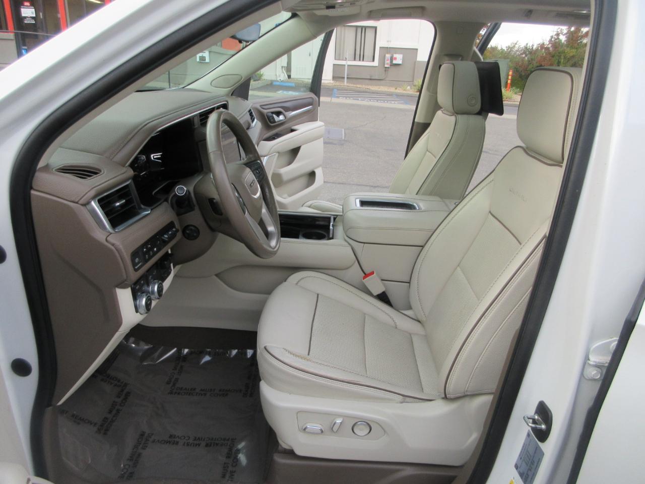 GMC Yukon XL 4WD 4dr Denali 2022