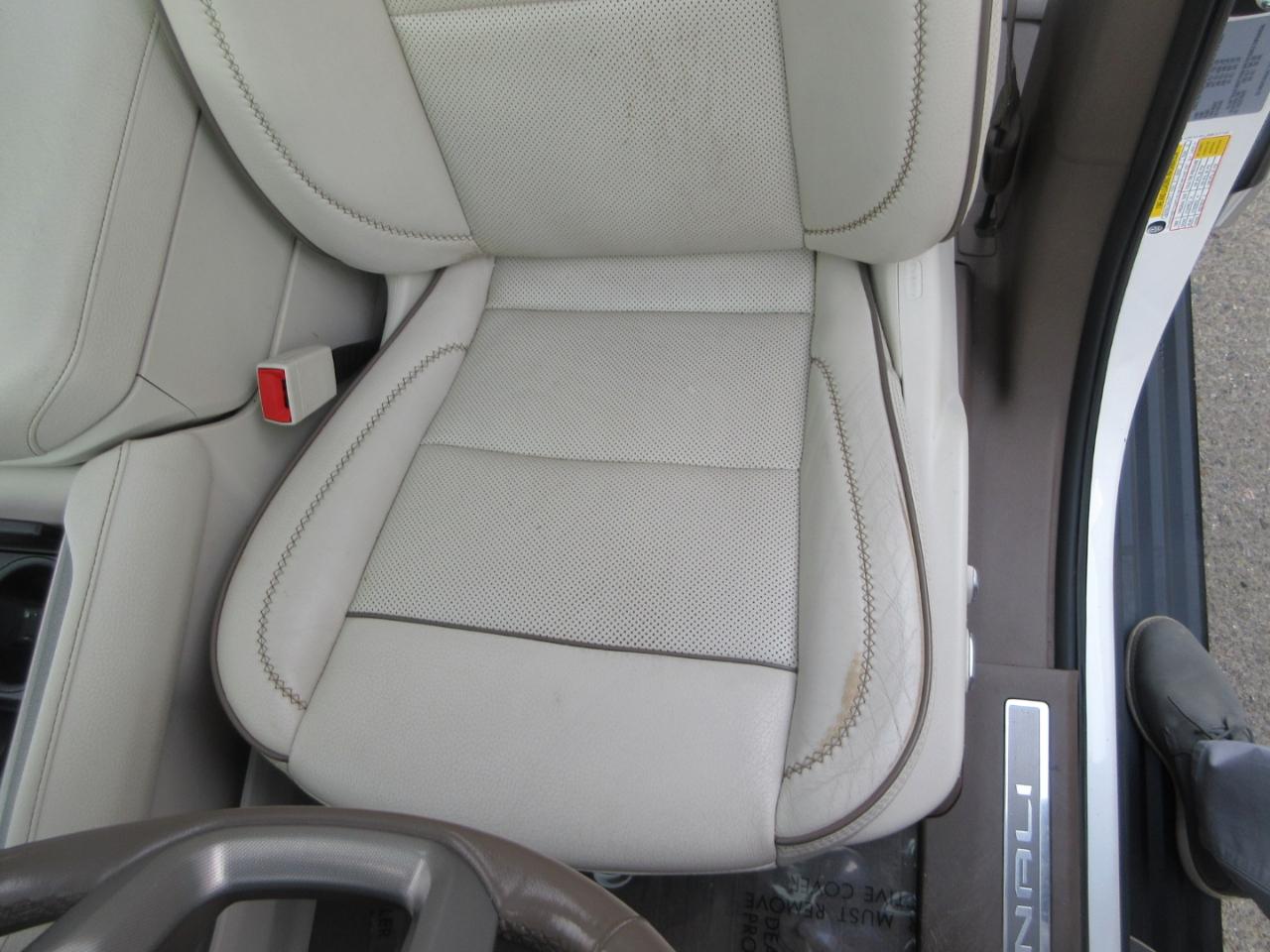 GMC Yukon XL 4WD 4dr Denali 2022