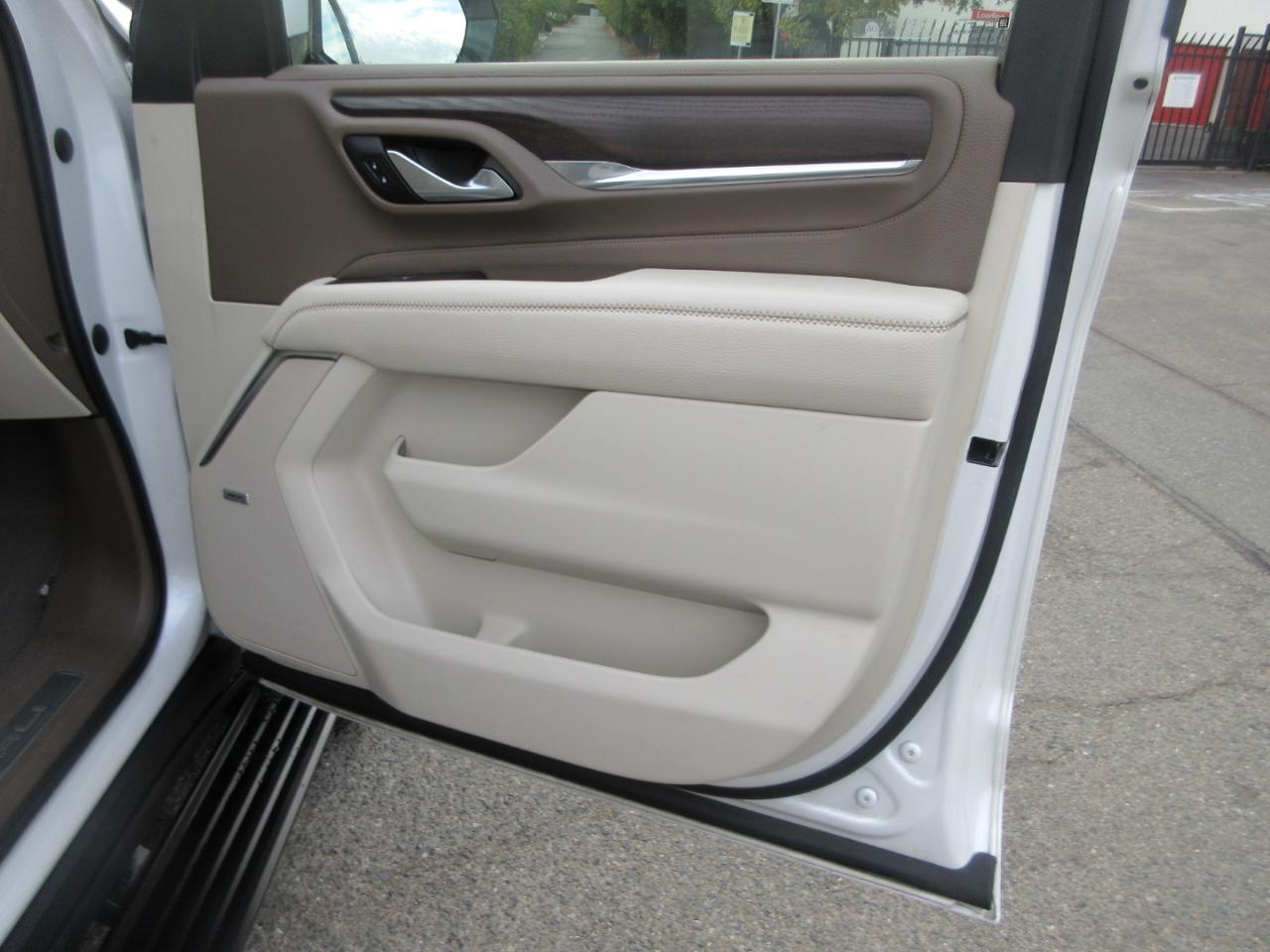 GMC Yukon XL 4WD 4dr Denali 2022
