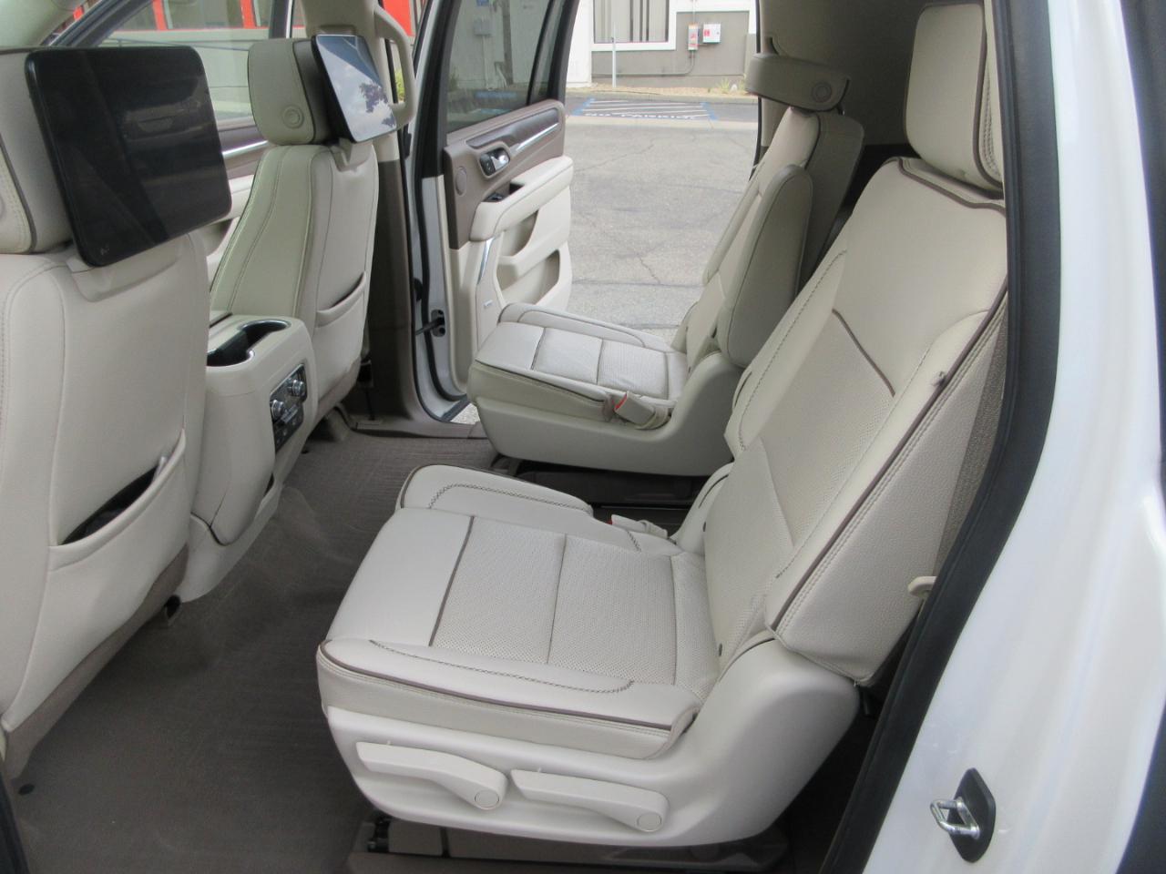 GMC Yukon XL 4WD 4dr Denali 2022