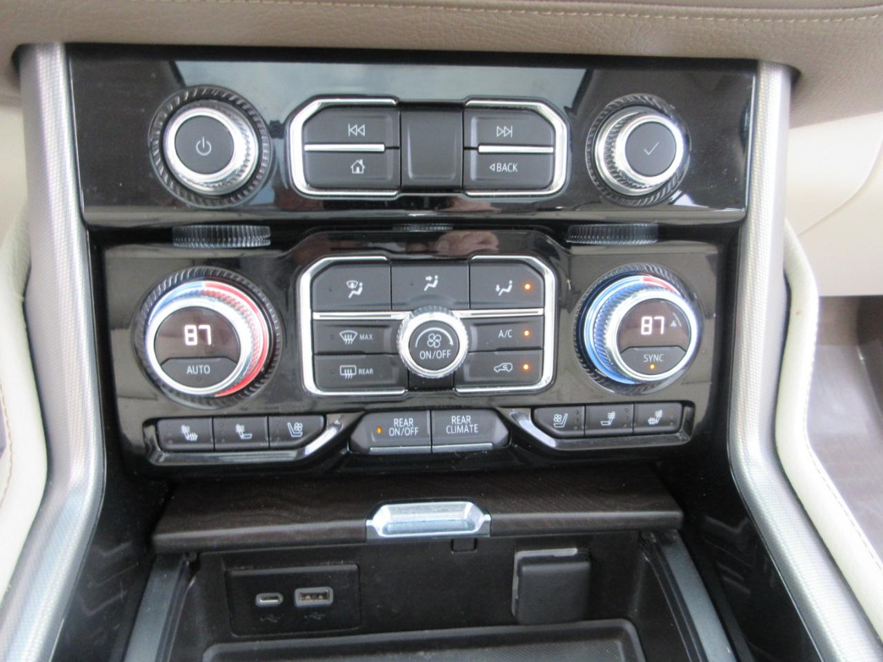 GMC Yukon XL 4WD 4dr Denali 2022