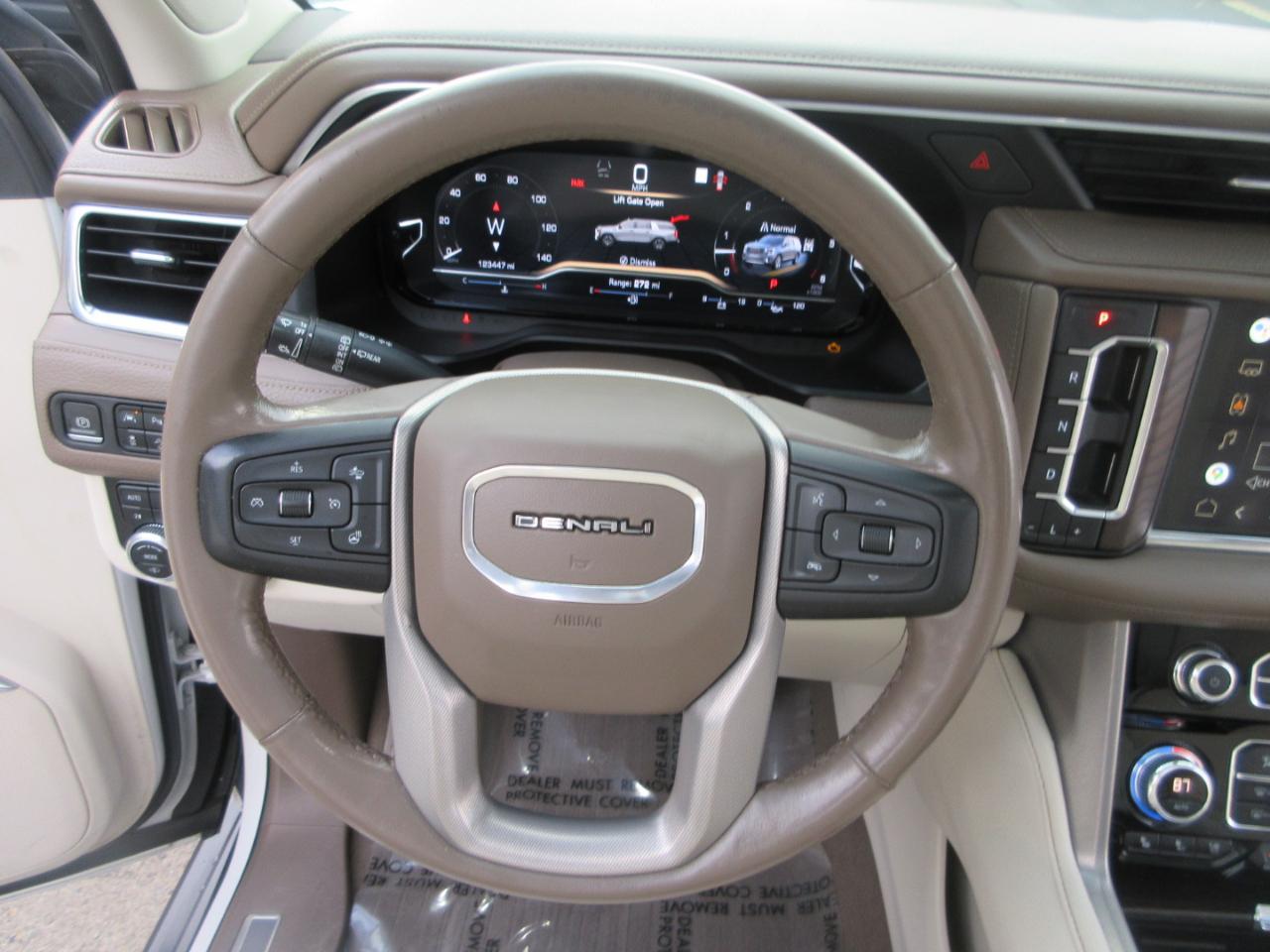 GMC Yukon XL 4WD 4dr Denali 2022