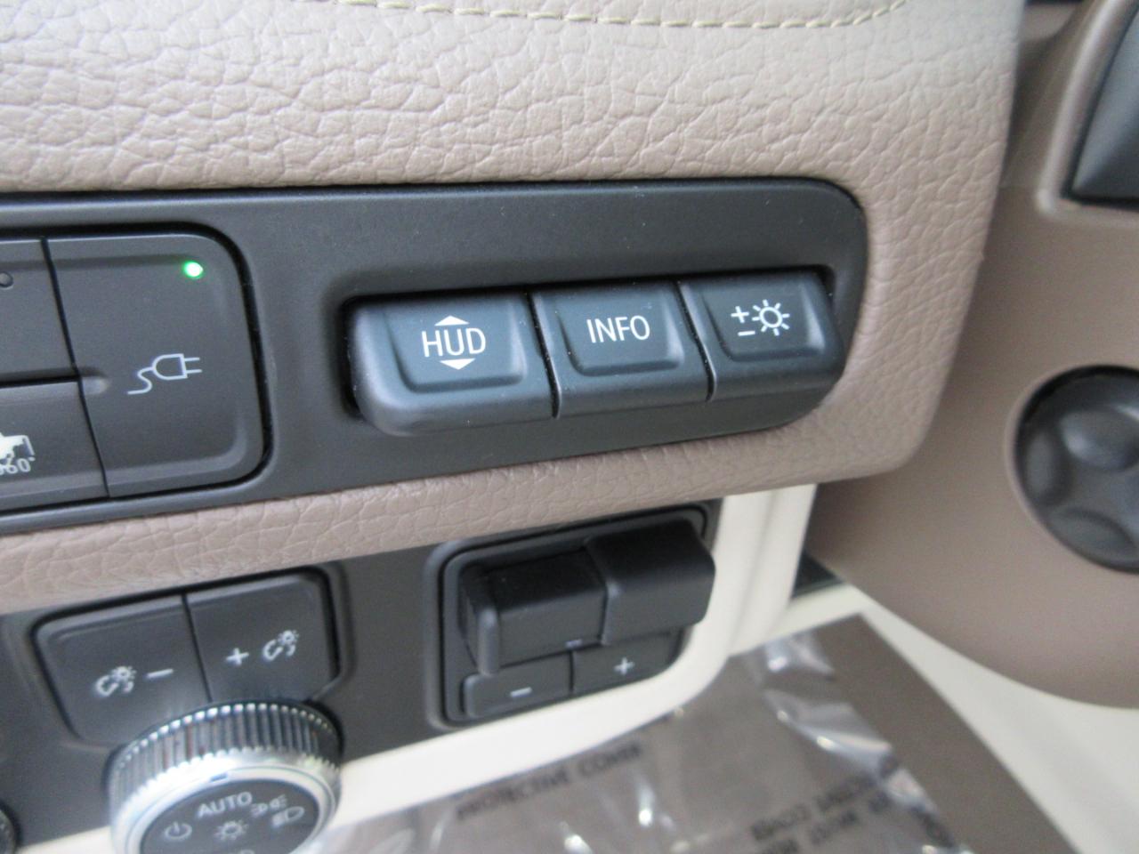 GMC Yukon XL 4WD 4dr Denali 2022