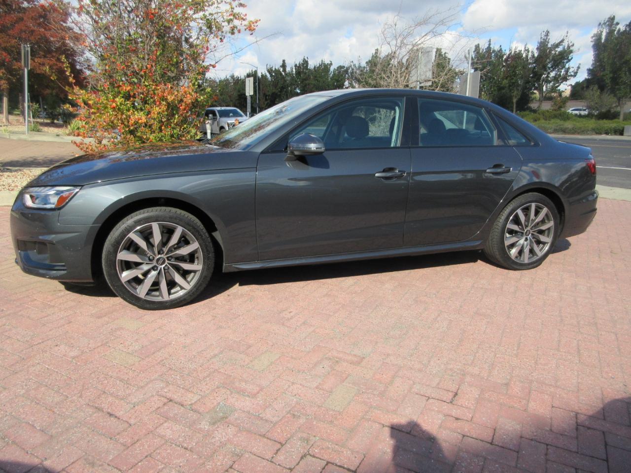 Audi A4  2023