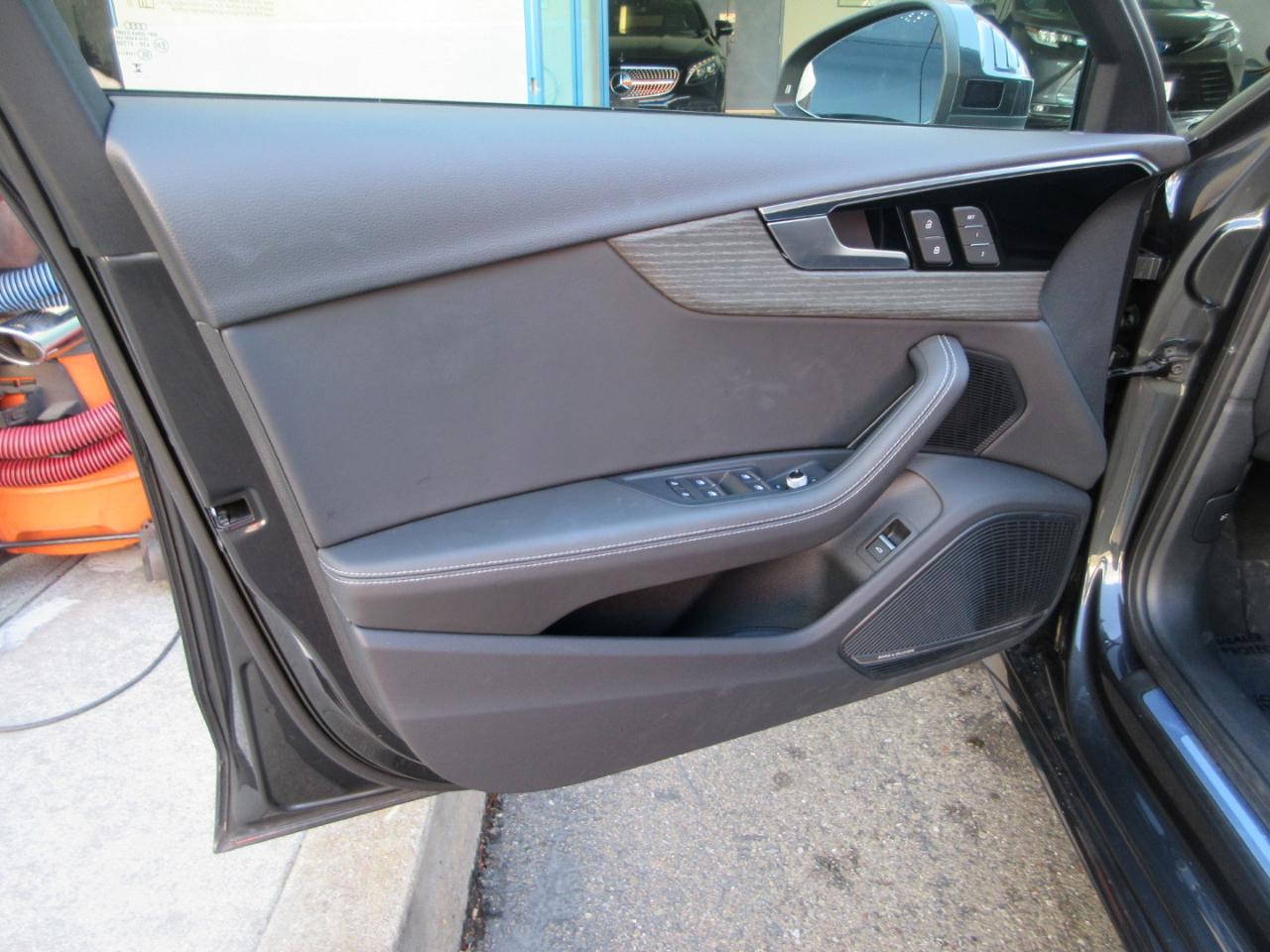 Audi A4  2023