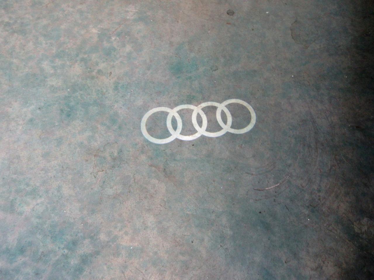 Audi A4  2023