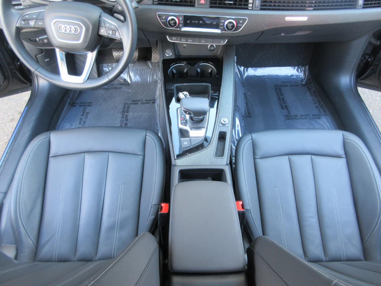 Audi A4  2023