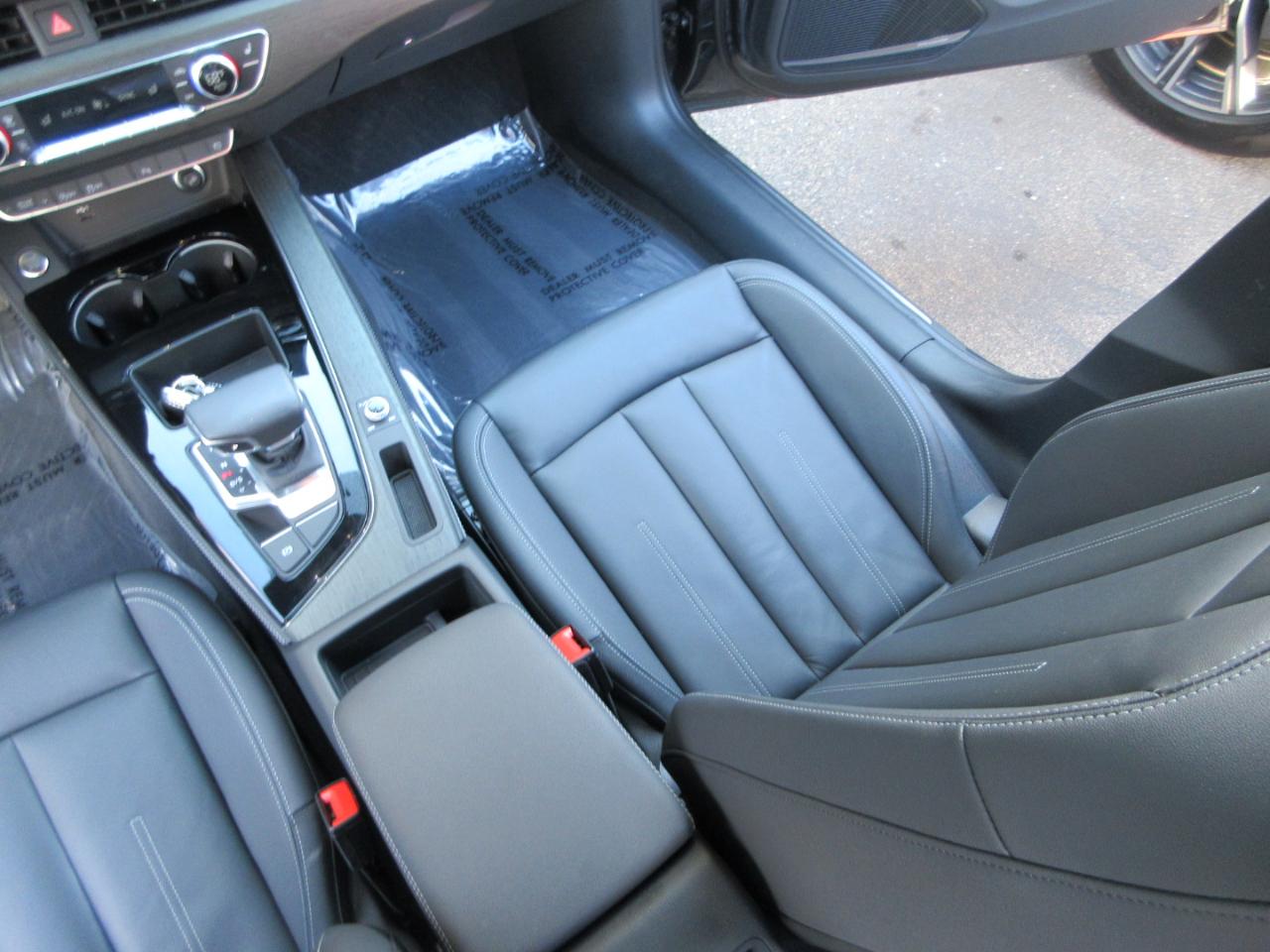 Audi A4  2023
