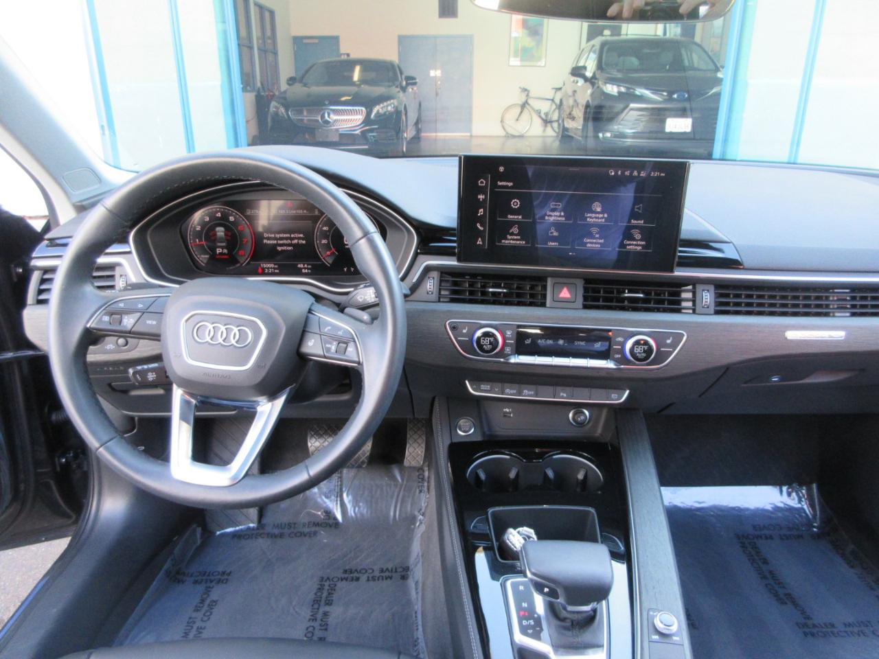 Audi A4  2023