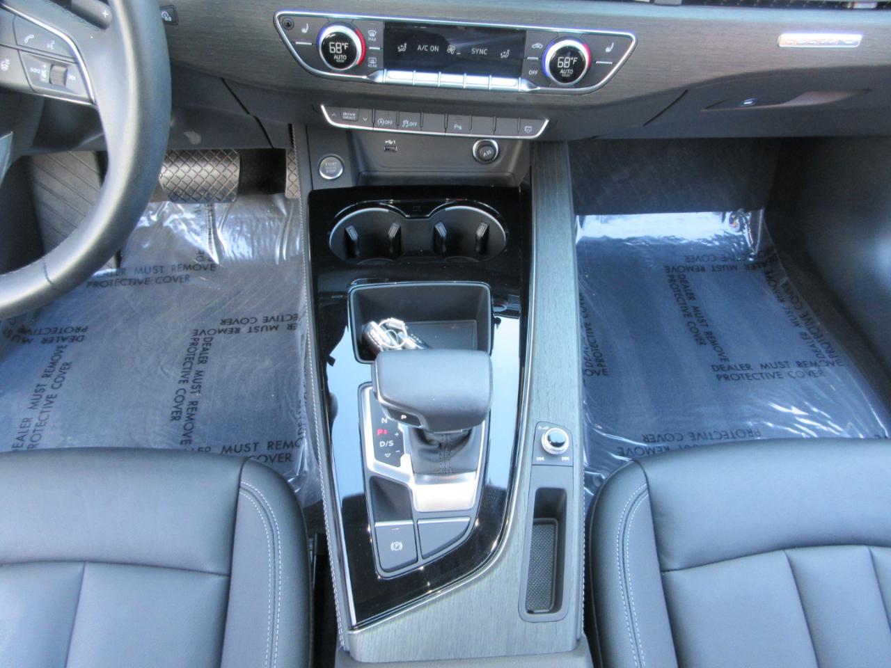 Audi A4  2023
