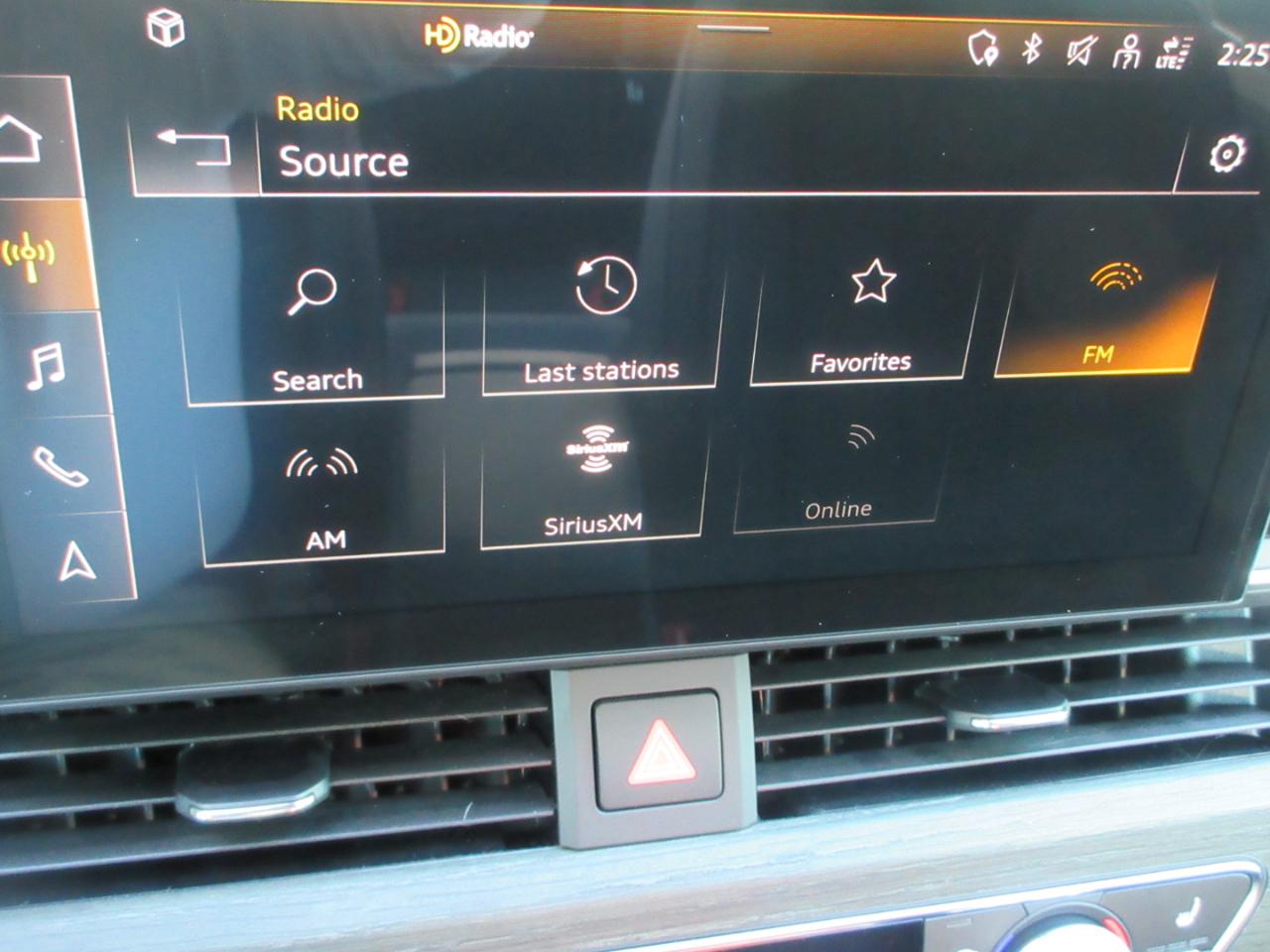 Audi A4  2023