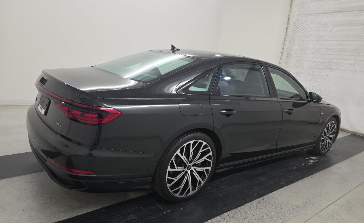 Audi A8 L 55 TFSI quattro 2023