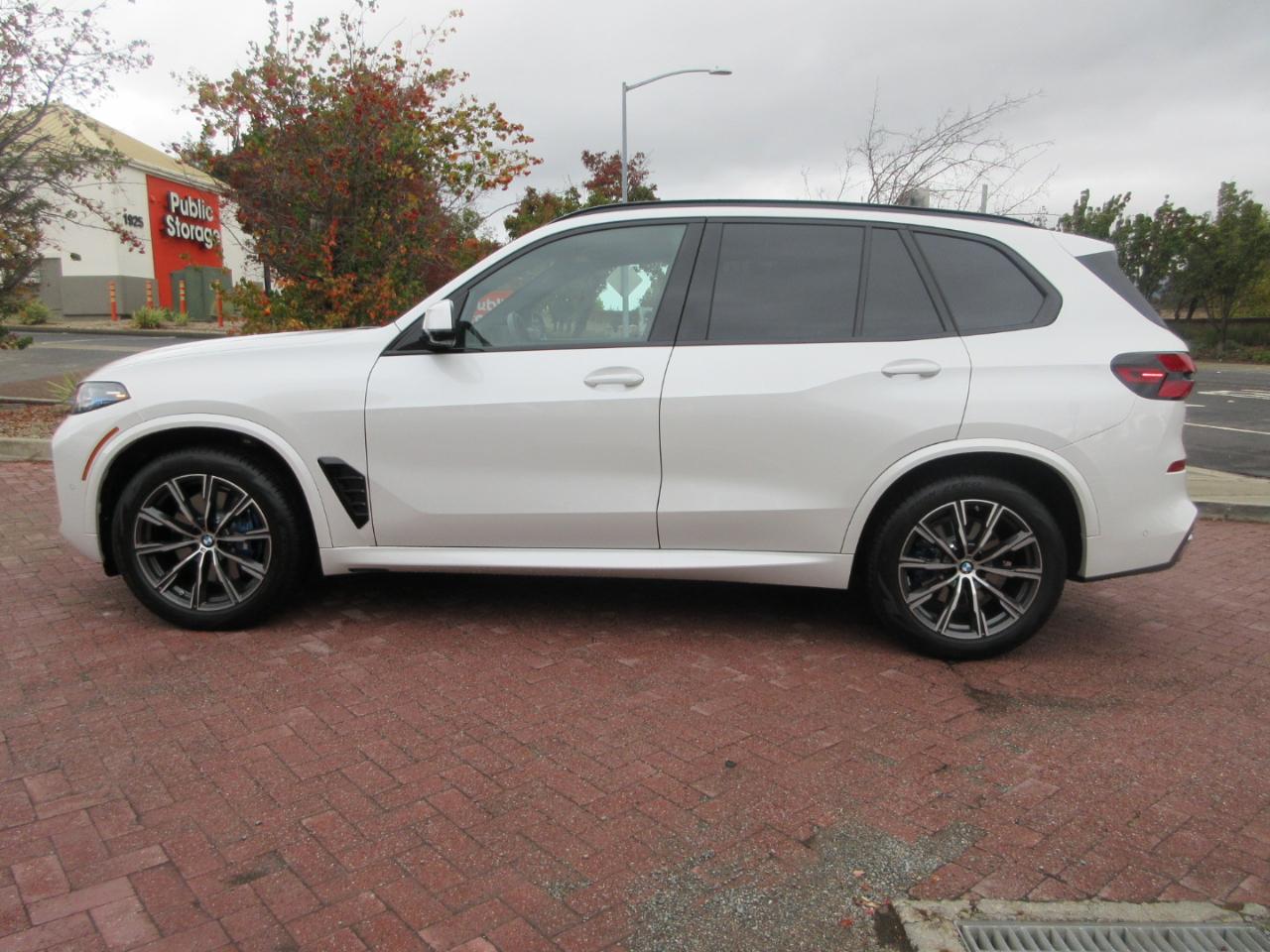 BMW X5  2024