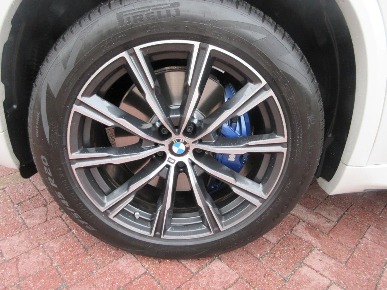 BMW X5  2024