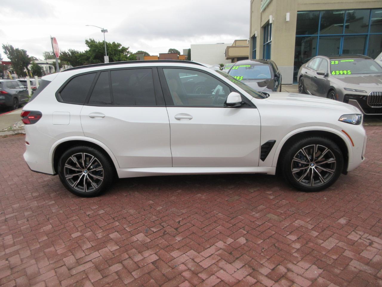 BMW X5  2024
