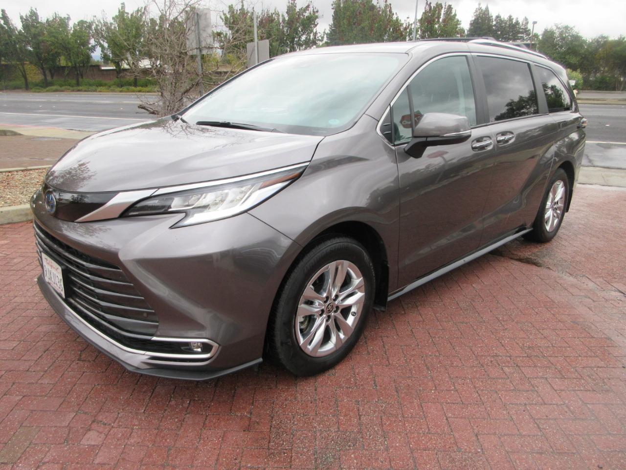 Toyota Sienna  2024