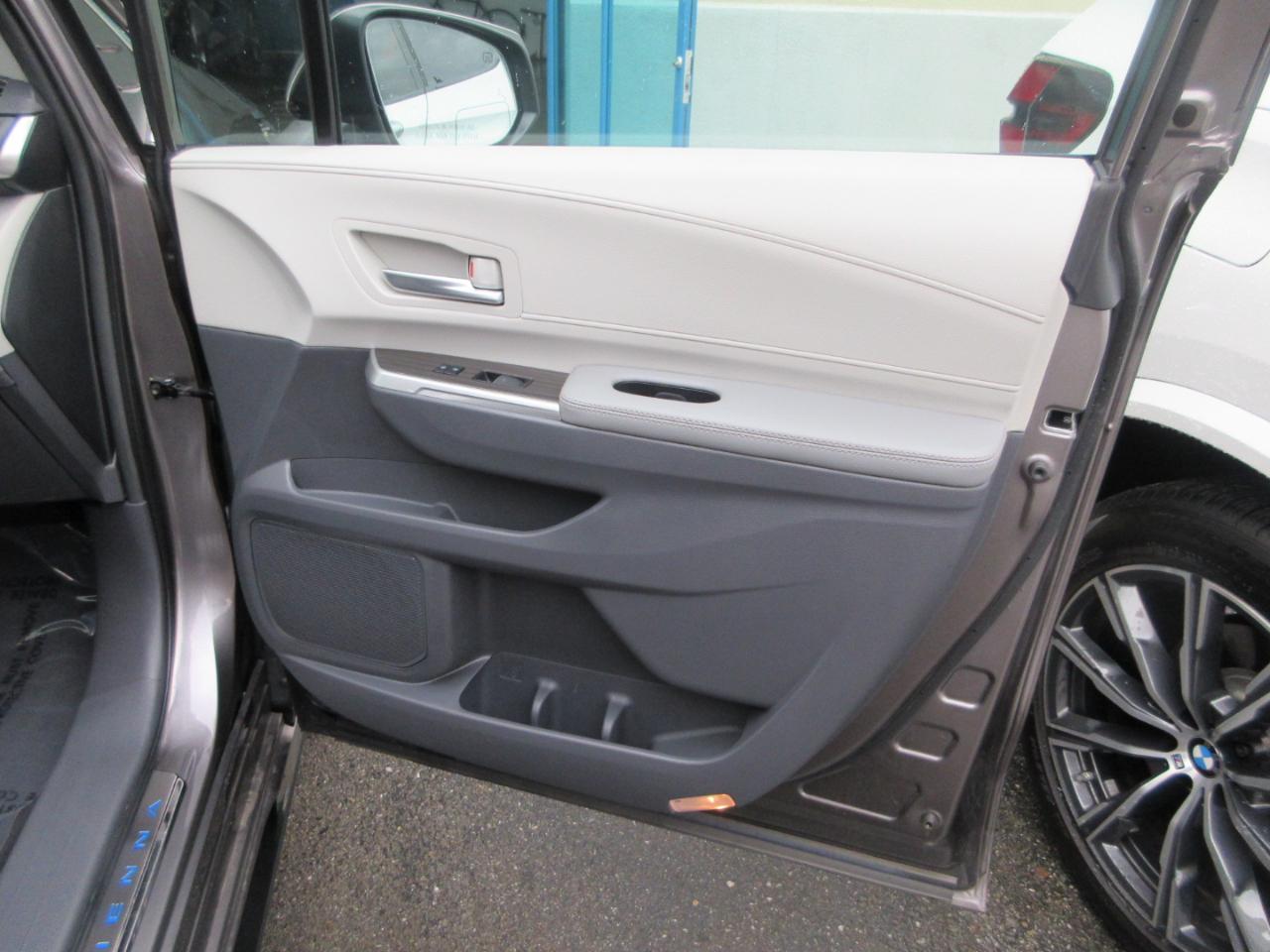 Toyota Sienna  2024