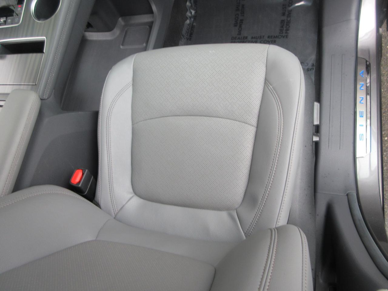 Toyota Sienna  2024