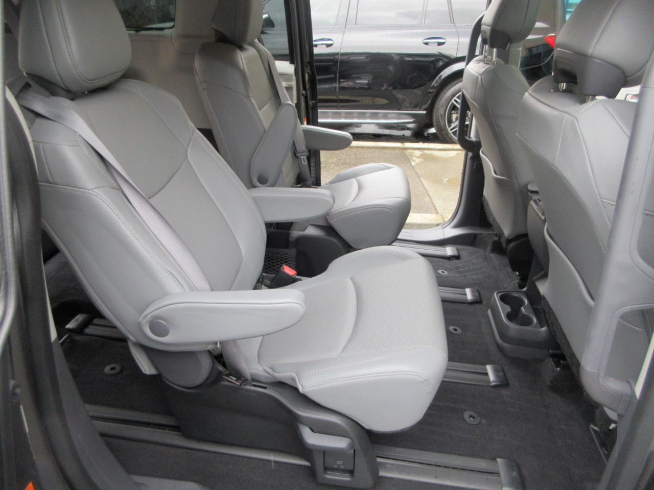 Toyota Sienna  2024
