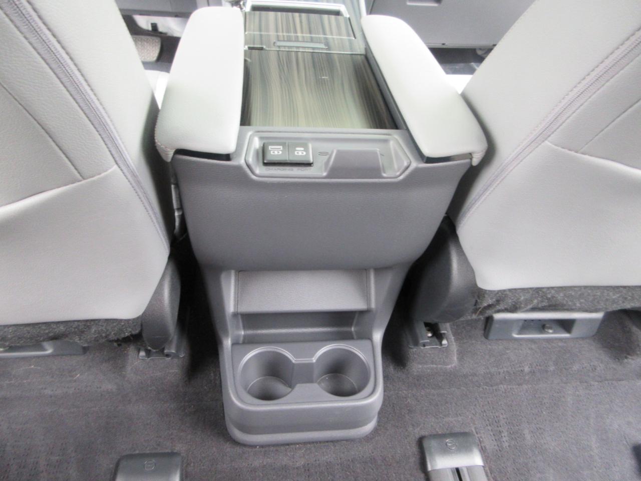 Toyota Sienna  2024