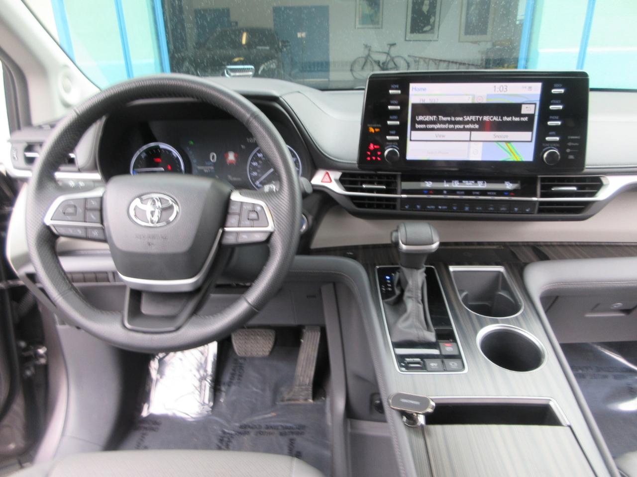 Toyota Sienna  2024