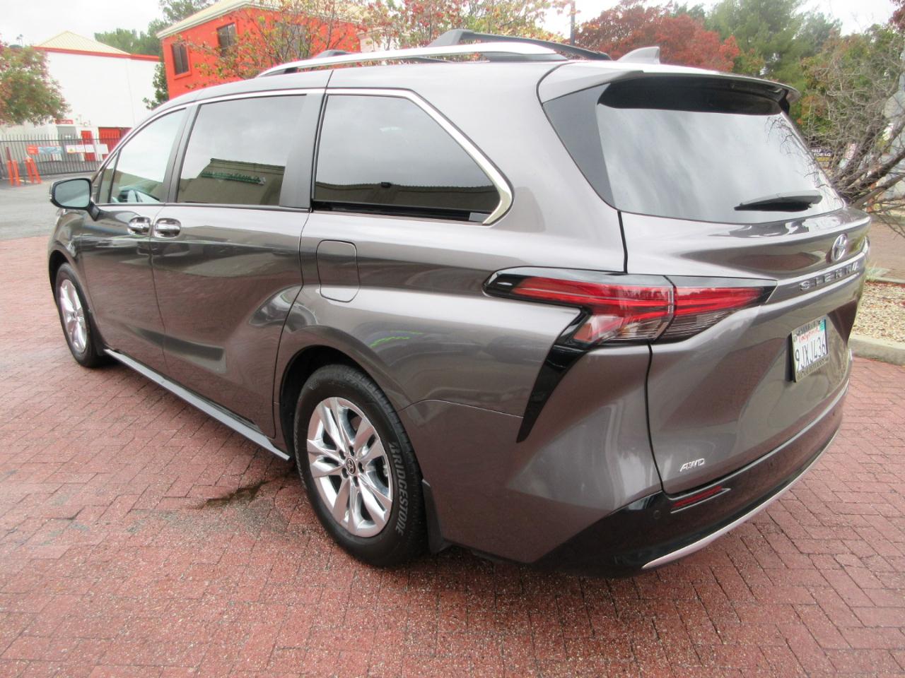 Toyota Sienna  2024