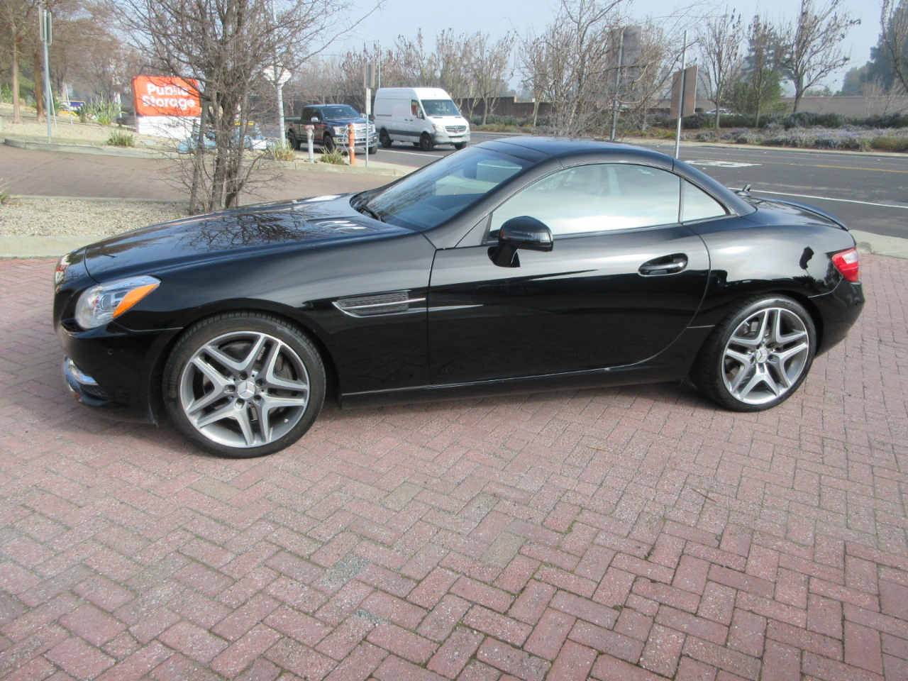 2012 Mercedes-Benz SLK 350 ROADSTER**PREMIUM PKG**HEATED SEATS**