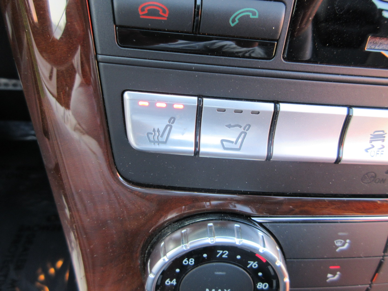 Mercedes-Benz SLK  2012