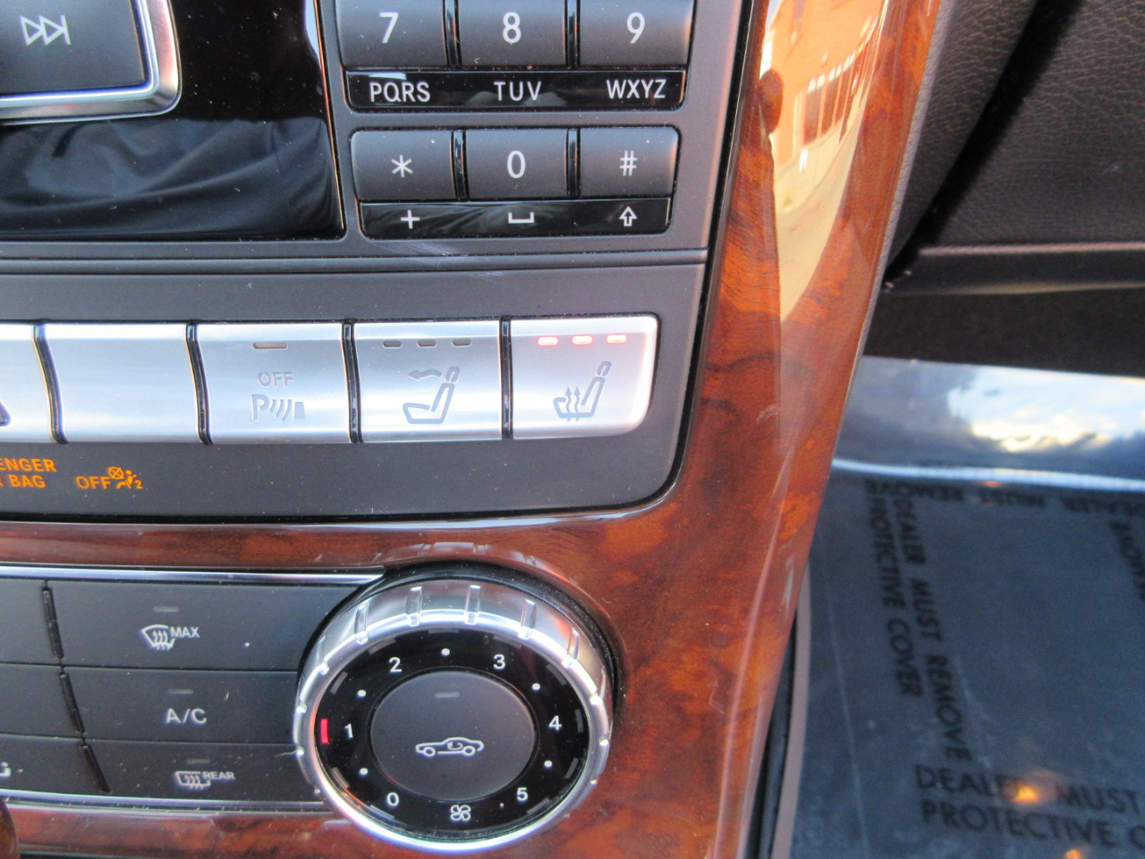 Mercedes-Benz SLK  2012