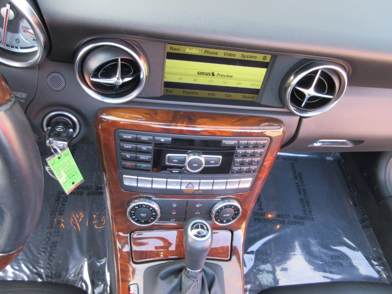 Mercedes-Benz SLK  2012