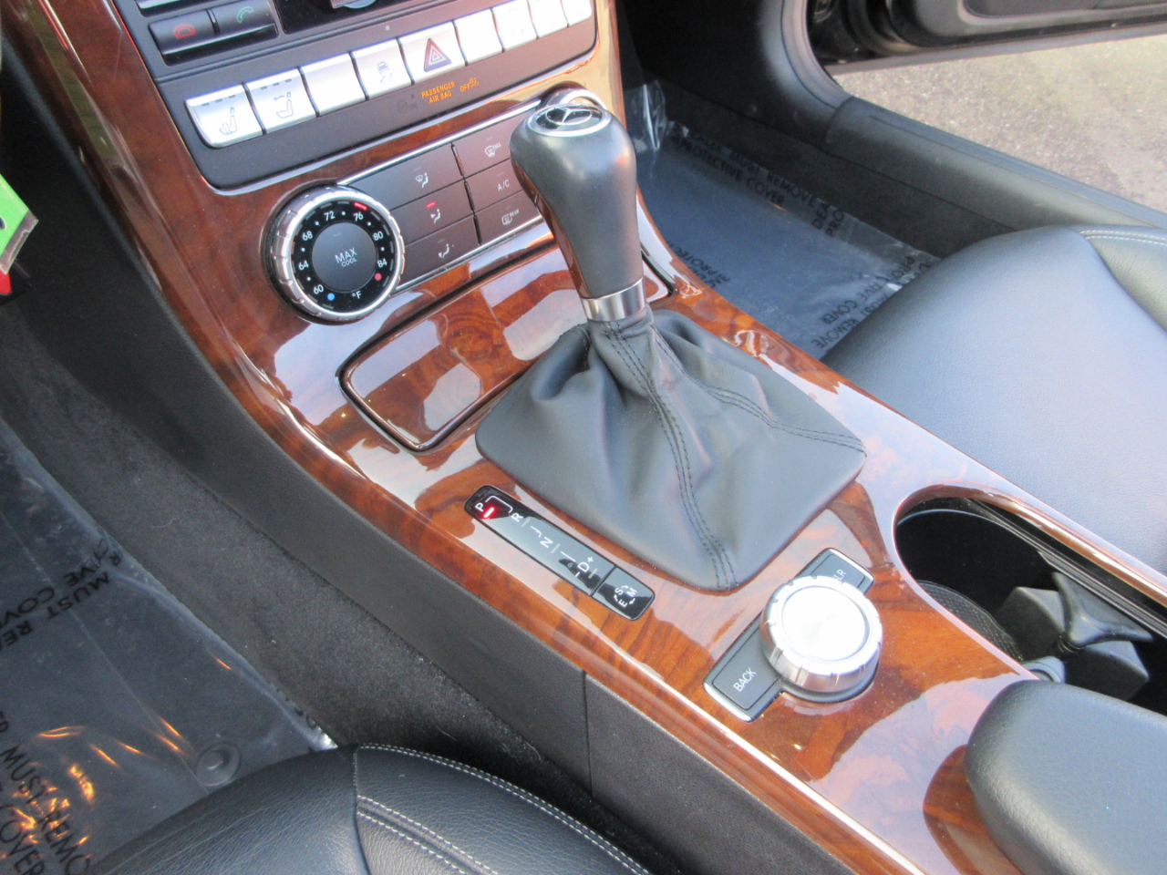 Mercedes-Benz SLK  2012