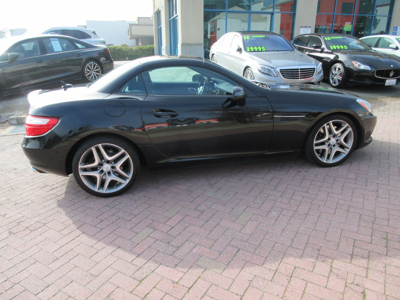 Mercedes-Benz SLK  2012