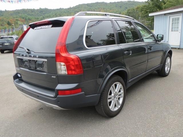 Volvo XC90  2012