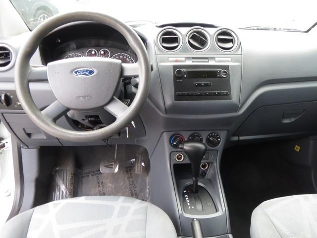 Ford Transit Connect 114.6" XL w/o side or rear door glass 2013