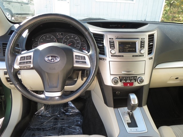 Subaru Outback 4dr Wgn H4 Auto 2.5i Premium 2014 Subaru Outback 4dr Wgn H4 Auto 2.5i Premium 2014