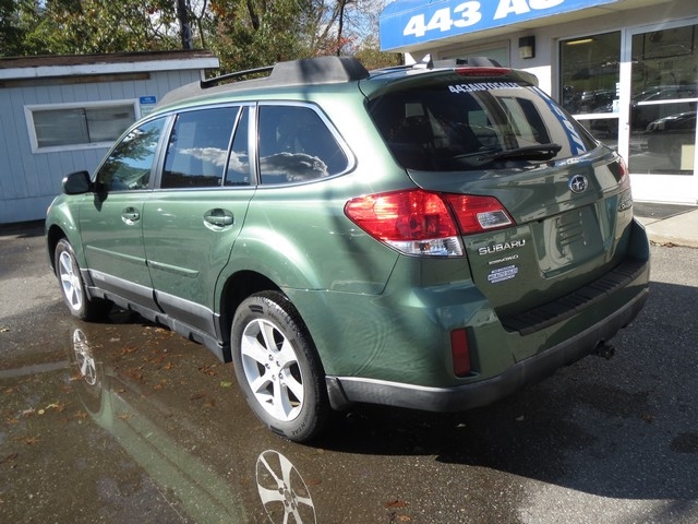 Subaru Outback 4dr Wgn H4 Auto 2.5i Premium 2014 Subaru Outback 4dr Wgn H4 Auto 2.5i Premium 2014
