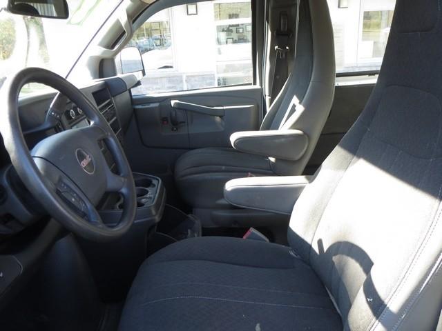 GMC Savana Cargo Van  2018