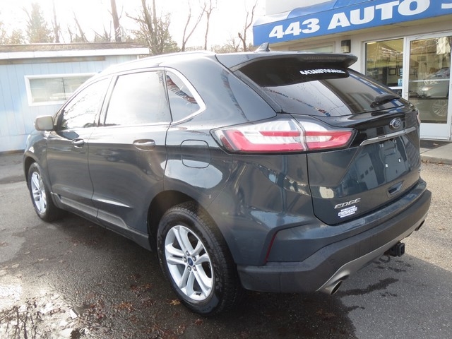 2019 Ford Edge SEL photo 4