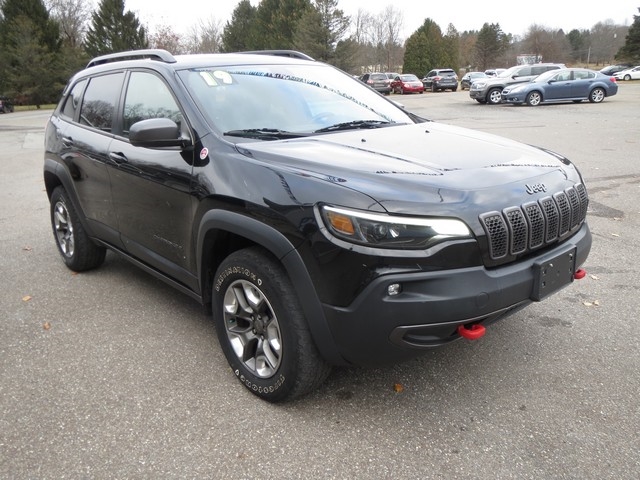 2019 Jeep Cherokee Trailhawk photo 3