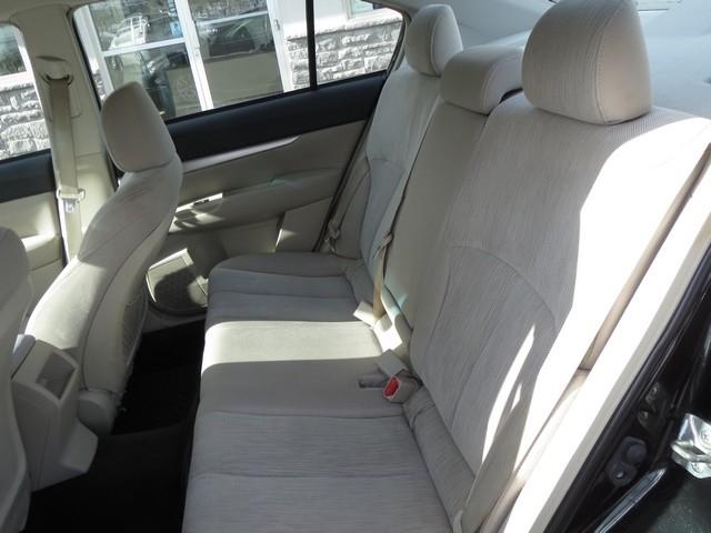 Subaru Legacy 4dr Sdn H4 Auto 2.5i Premium 2014