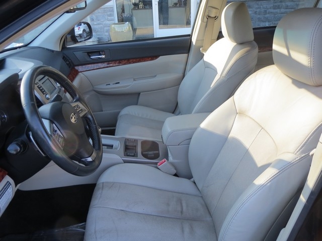 Subaru Legacy 4dr Sdn H4 Auto 2.5i Limited 2012